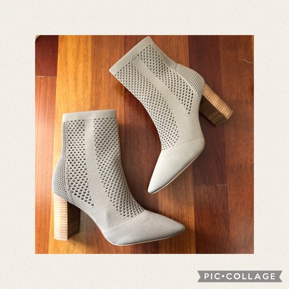 ♦️BNIB Charles David bootie - Picture 1 of 15